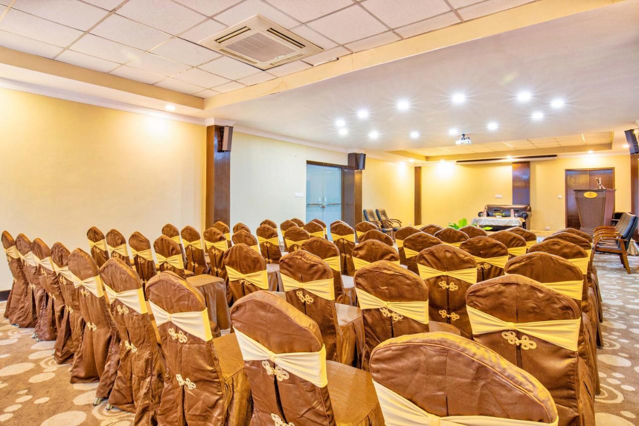 Da Yatra Courtyard Hotel โพคารา ภายนอก รูปภาพ