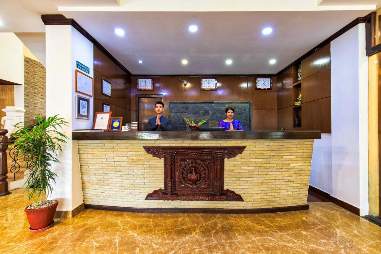 Da Yatra Courtyard Hotel โพคารา ภายนอก รูปภาพ