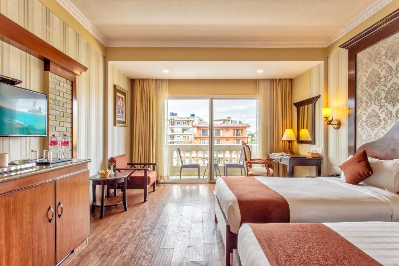Da Yatra Courtyard Hotel โพคารา ภายนอก รูปภาพ